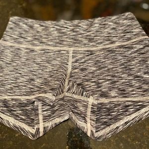 Fleo XS Heather black soft comfortable shorts